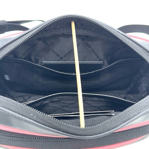 Michael Kors Cooper Double Zip Signature Belt Bag - Picture 5 of 11